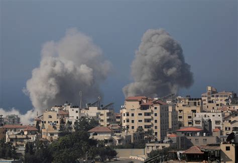 Israeli forces cut off north Gaza as Palestinian death toll from monthlong war passes 10,000